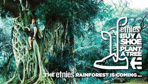 Cartel de la campaña "Buy a shoe, plan a tree" de Etnies.