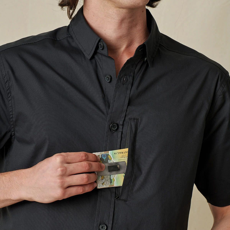 Camisa Globe: Foundation SS Shirt (Black)