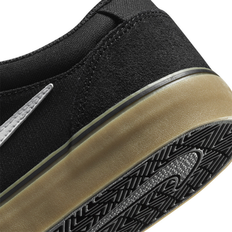 Zapatillas Nike: Chron 2 (Black White Black Gum Lt Brown)