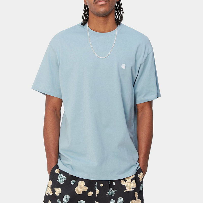 Camiseta Carhartt WIP: SS Madison T-Shirt (Frosted Blue White)