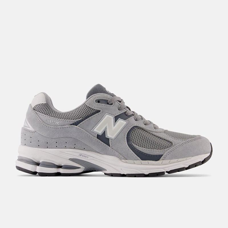 Zapatillas New Balance: 2002R (Steel)