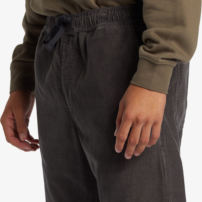Pantalón Quiksilver: Dna Beach Pant (Tarmac)
