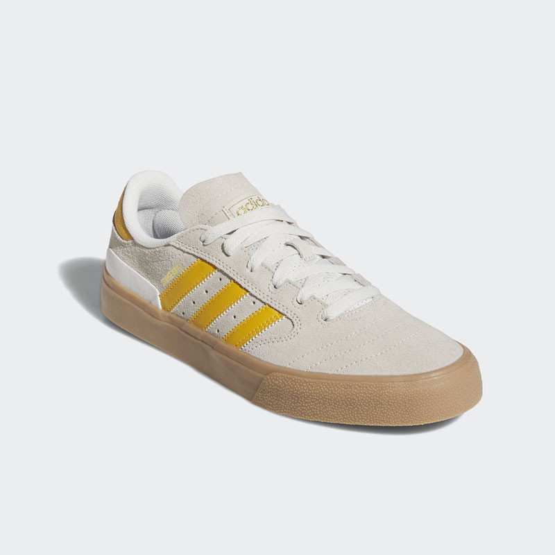 Zapatillas Adidas: Busenitz Vulc II (Crywht Preyel Goldmt)