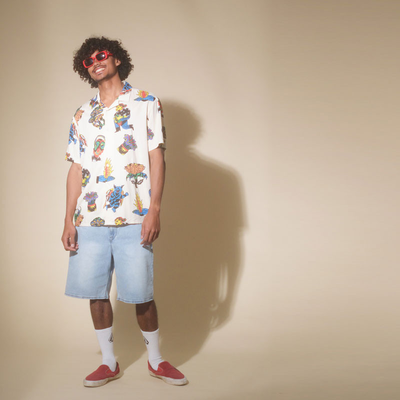 Bermuda Volcom: Billow Denim Short (Desert Dirt Indigo)