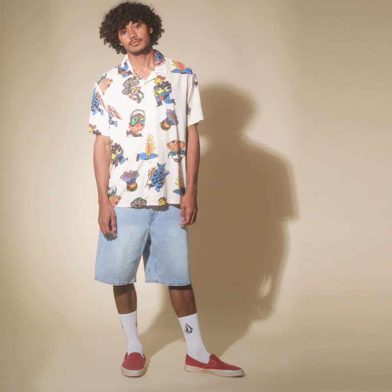 Bermuda Volcom: Billow Denim Short (Desert Dirt Indigo)