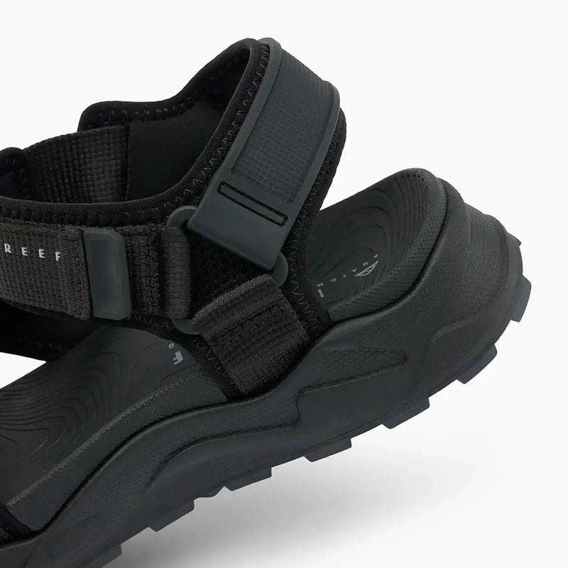 Chanclas Reef: M Cross Shore (Black)