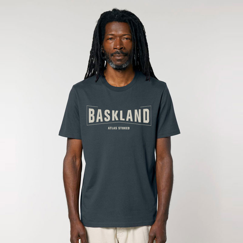 Camiseta Atlas: Baskland (Indian Ink Grey Stone)