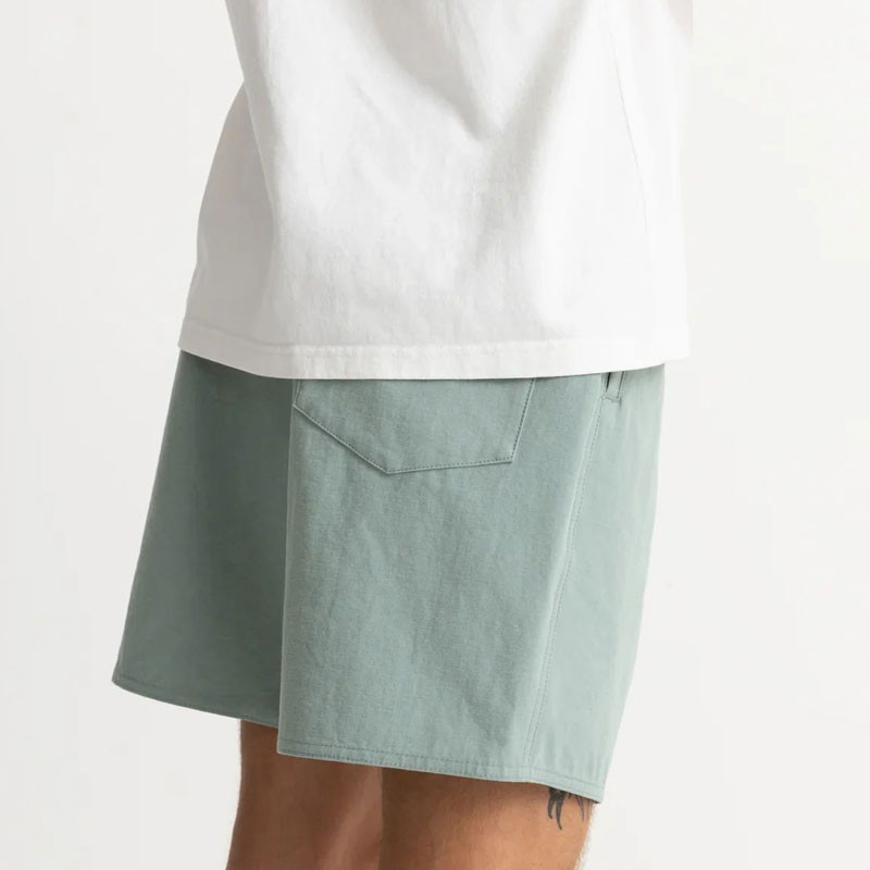 Bermuda Rhythm: Classic Linen Jam (Seafoam)