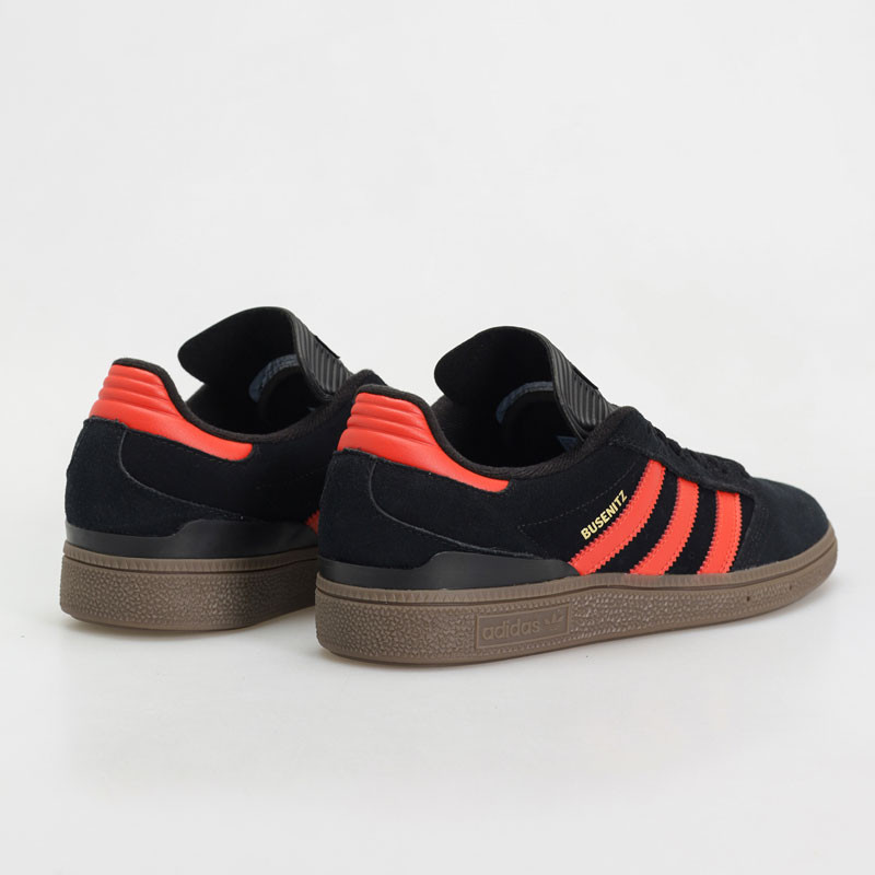 Zapatillas Adidas: Busenitz (Cblack Supcol Gum5)