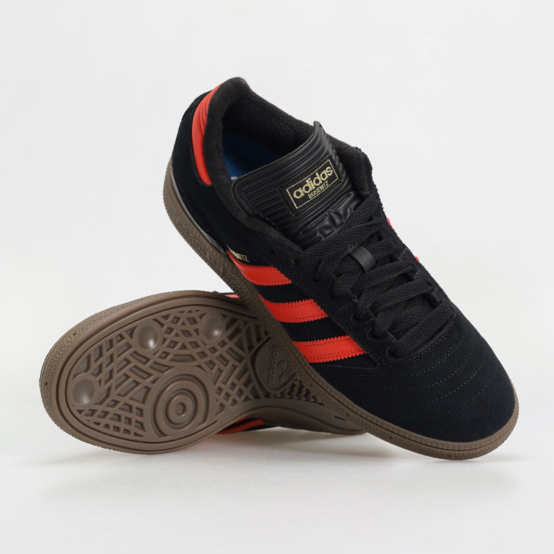 Zapatillas Adidas: Busenitz (Cblack Supcol Gum5)