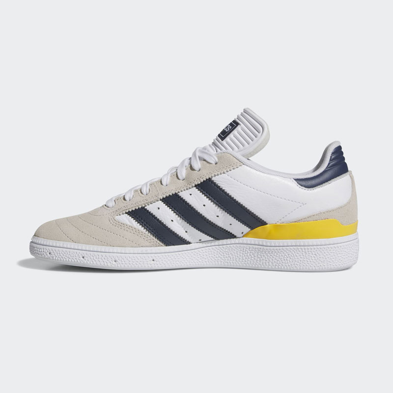 Zapatillas Adidas: Busenitz (Clear Brown Colleg Navy Ftwr Wt)
