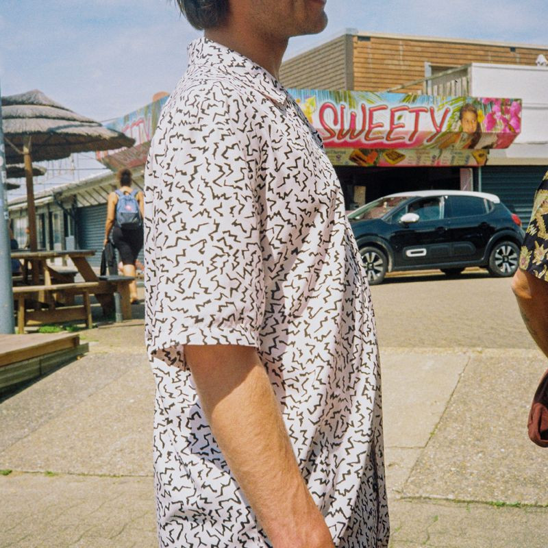 Camisa Volcom: Asphalt Beach SS (Lilac Ash)