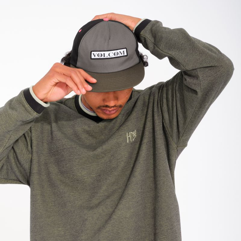 Gorra Volcom: V Ent Hockey Dad Adj Hat (Pewter)