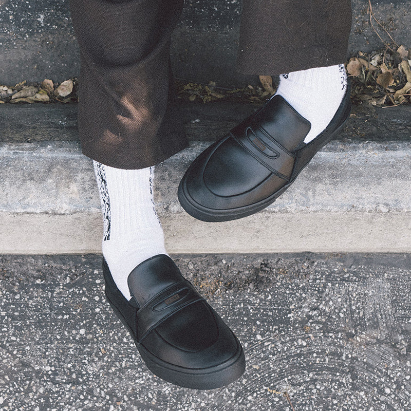 Zapatillas Globe: Liaizon (Black Maalouf)