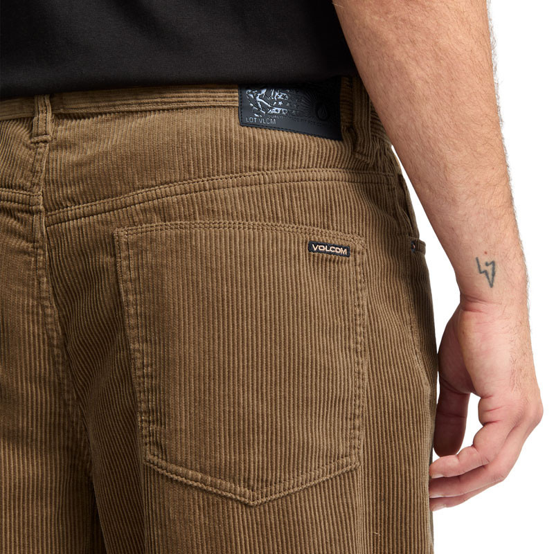 Pantalón Volcom: Billow Tapered Cord Pant (Ermine)