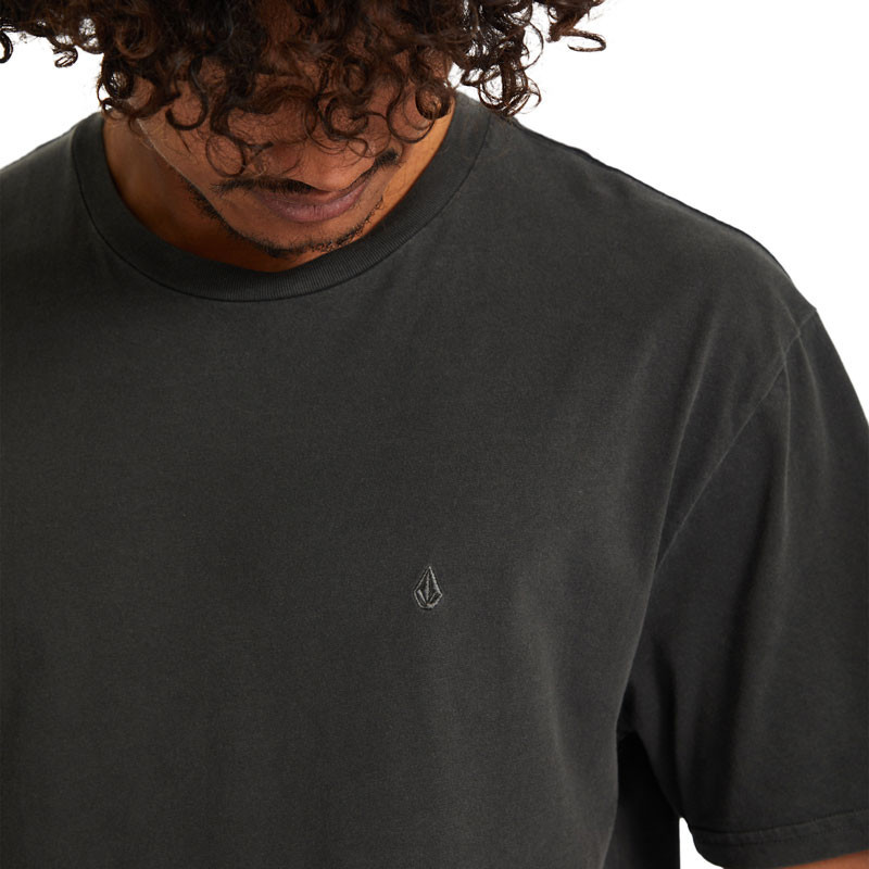Camiseta Volcom: Solid Stone Emb Sst (Black)