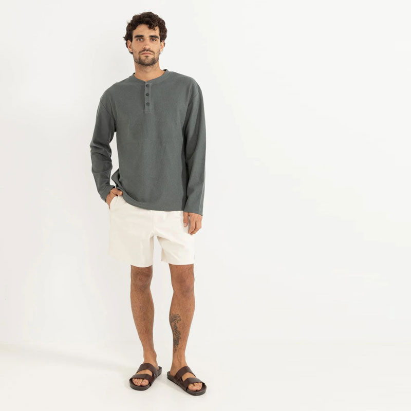 Camiseta Rhythm: Vintage Terry LS Henley (Silver Pine)