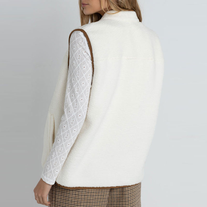 Chaqueta Rhythm: Aria Sherpa Vest (Vintage White)