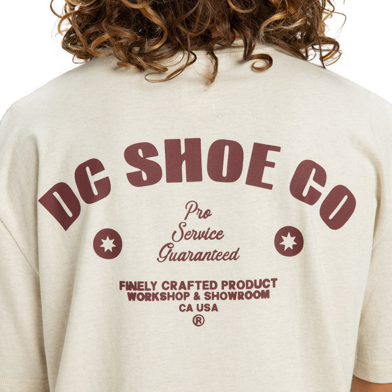 Camiseta DC Shoes: Pro Service (Oatmeal)
