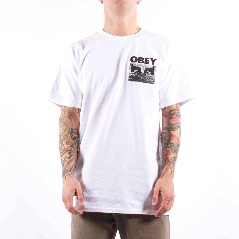 Camiseta Obey: Obey In A Different Place (White)