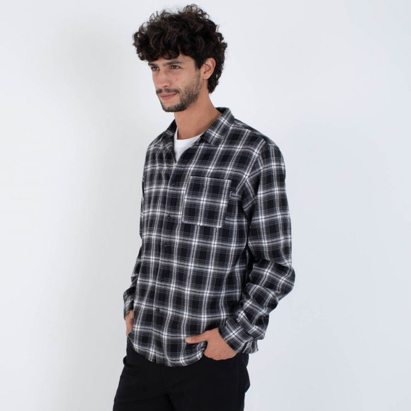 Camisa Hurley: Axe Knit Flannel Shirt (Black)