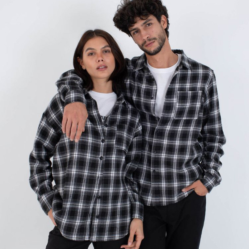 Camisa Hurley: Axe Knit Flannel Shirt (Black)