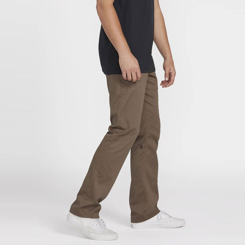 Pantalón Volcom: Frickin Modern Stret (Mushroom)