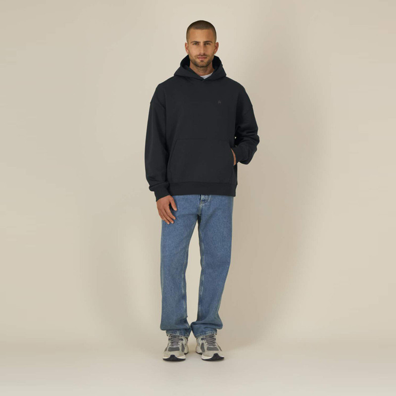 Sudadera Atlas: Roka Boxy Hood (Black)