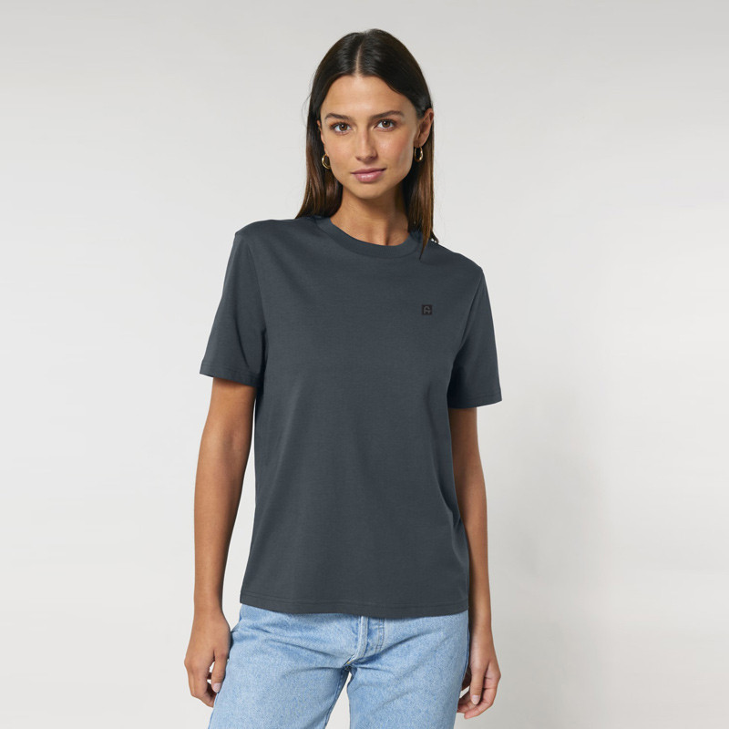 Camiseta Atlas: Roka Tee (Indian Ink Grey)