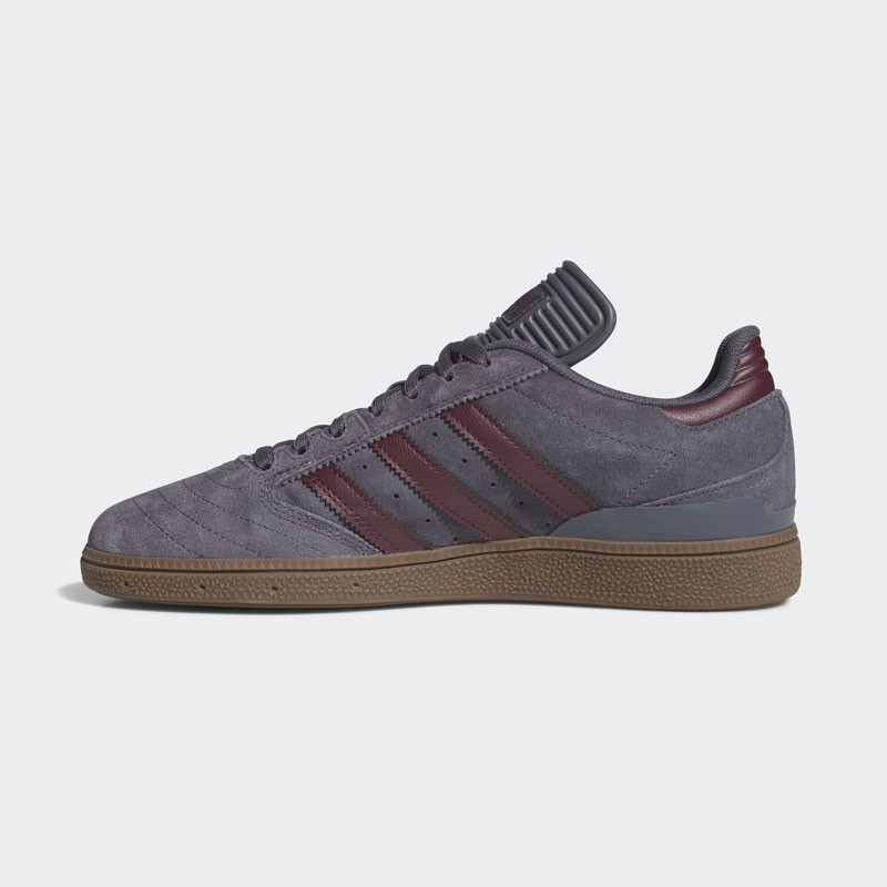 Zapatillas Adidas: Busenitz (Auon Gum)