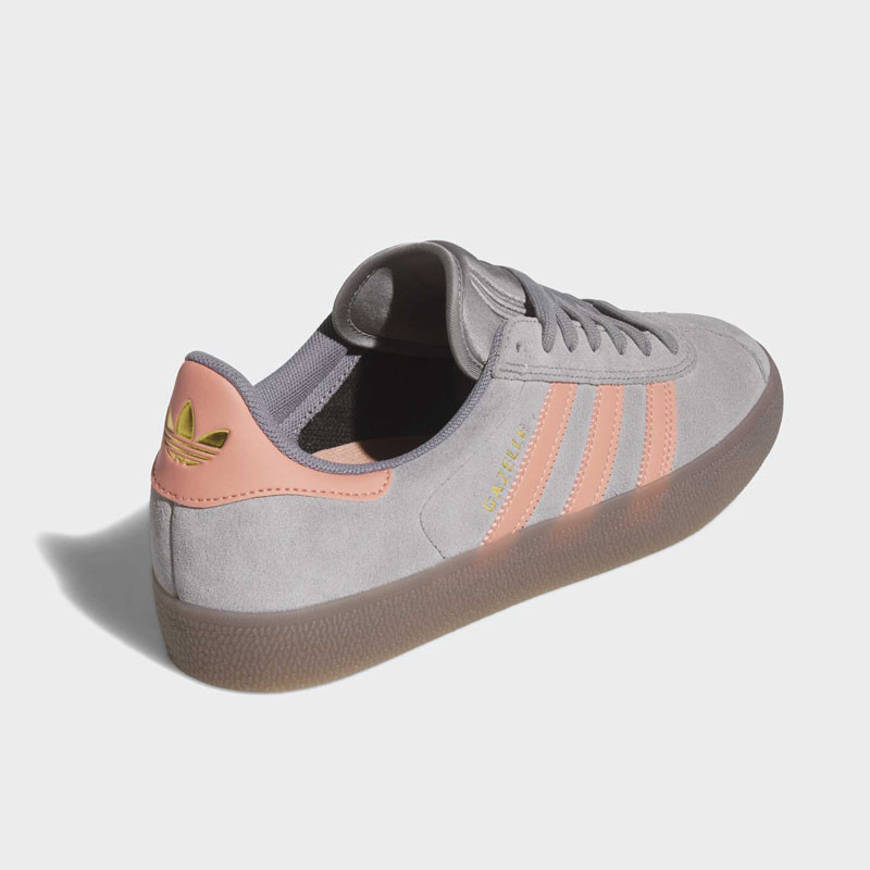 Zapatillas Adidas: Gazelle ADV (Grey Gum)