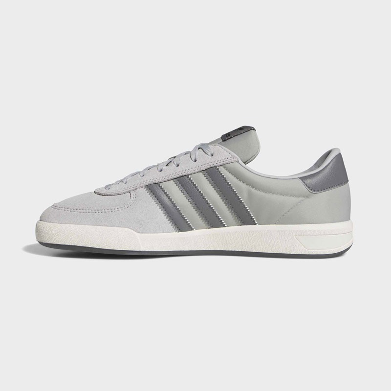 Zapatillas Adidas: Glenburn (Grey Wht)