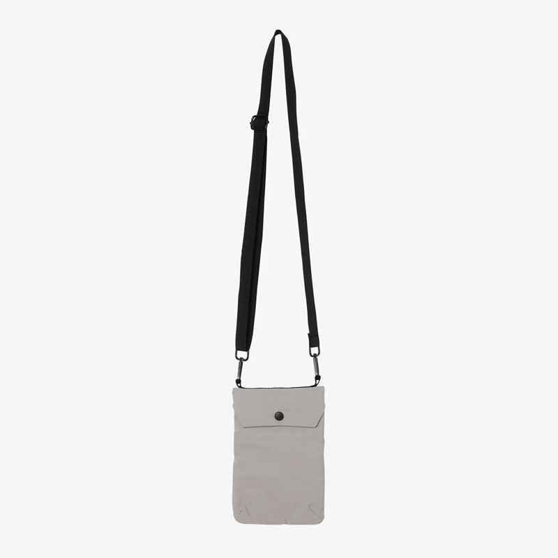 Bolso Obey: Compact Traveler Bag (Dried Sage)