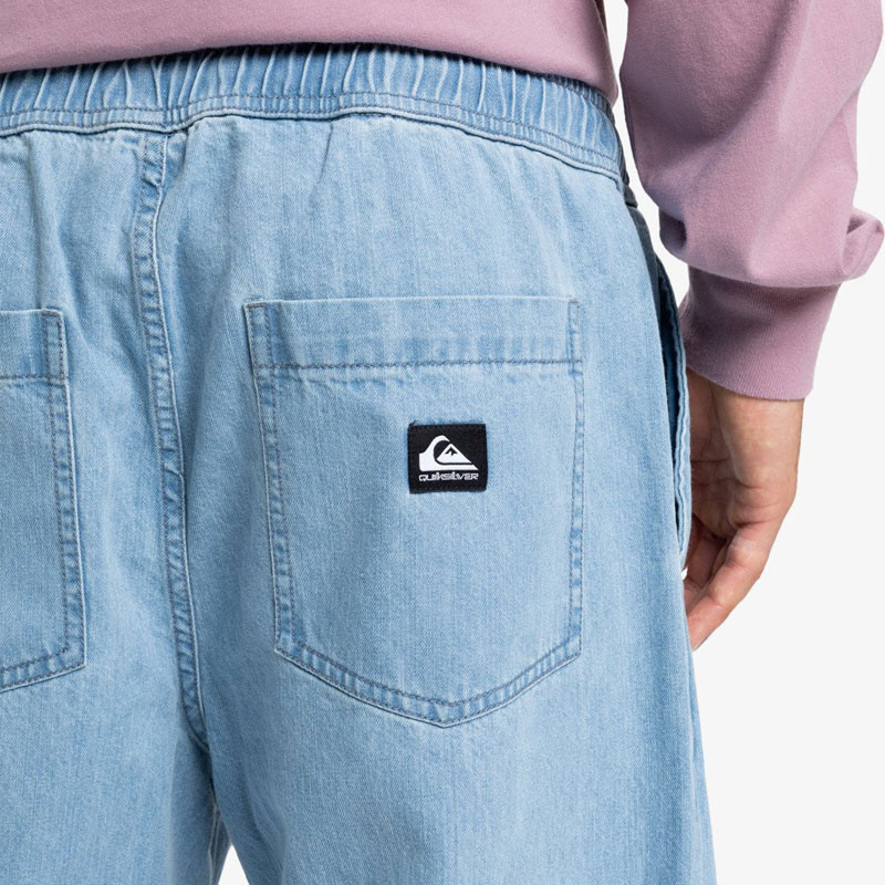 Pantalón Quiksilver: Taxer Regular Denim Pant (2001 Stone Wash)