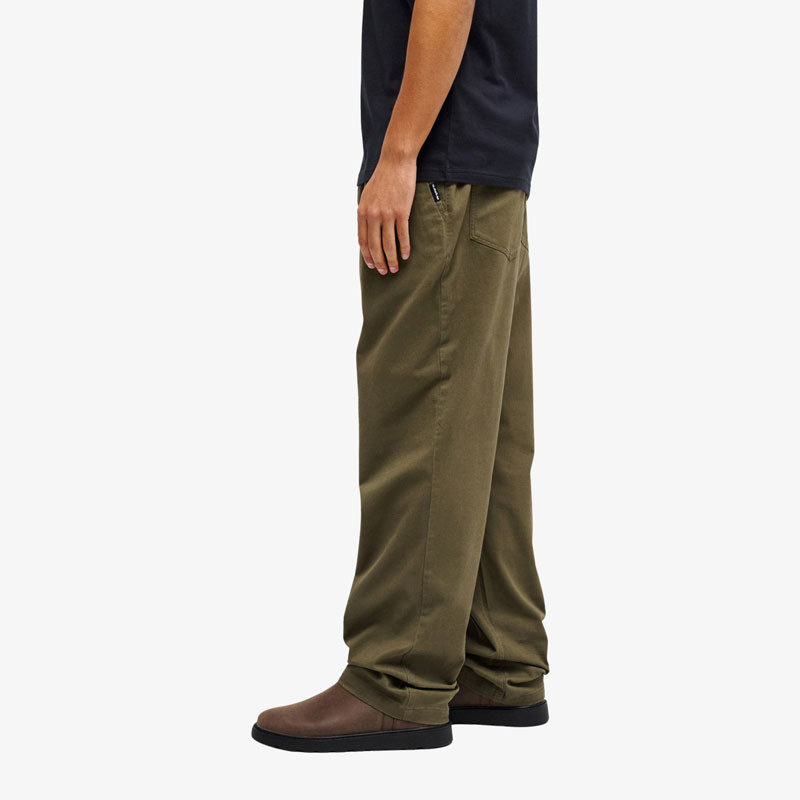 Pantalón Quiksilver: Taxer Regular Twill Pant (Grape Leaf)