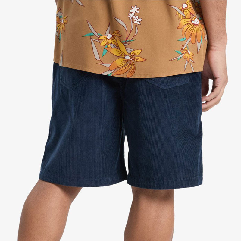 Bermuda Quiksilver: Taxer Cord Ws (Dark Navy)