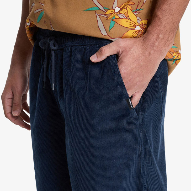 Bermuda Quiksilver: Taxer Cord Ws (Dark Navy)