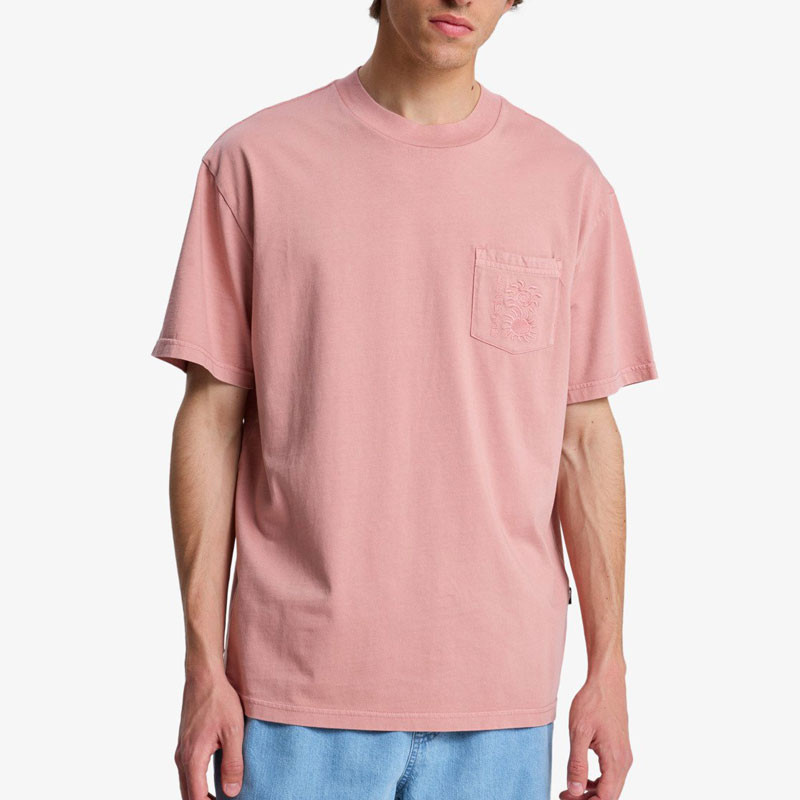 Camiseta Quiksilver: Oxni Washed SS Tee (Desert Sand)