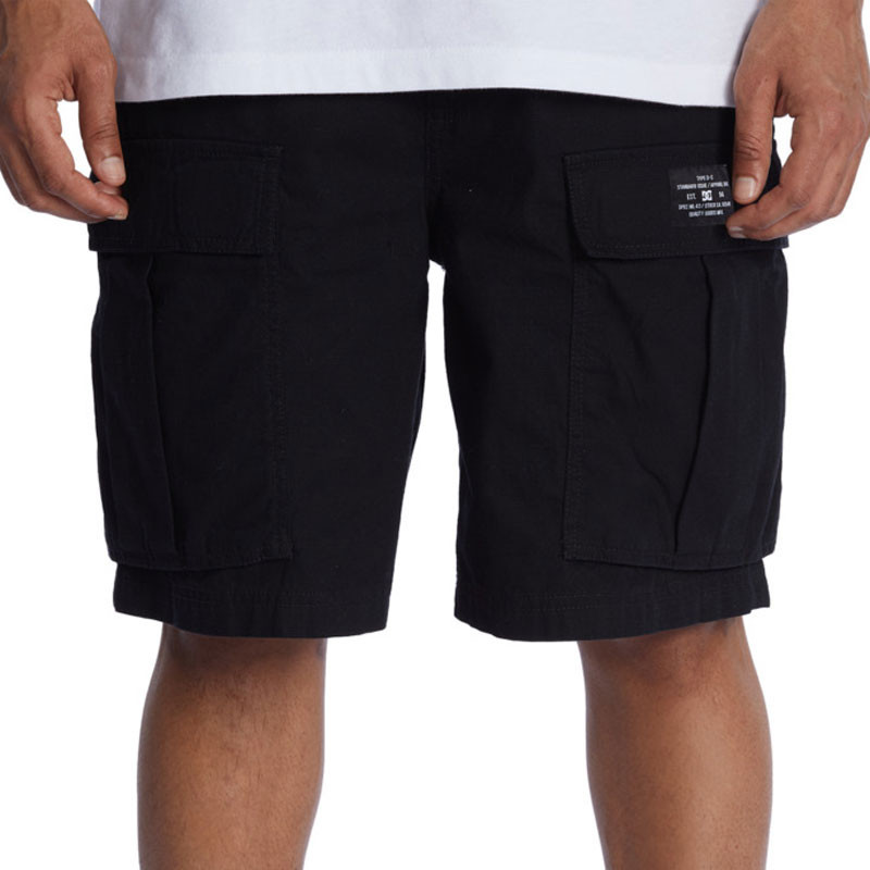 Bermuda DC Shoes: Tundra Cargo Short (Black)