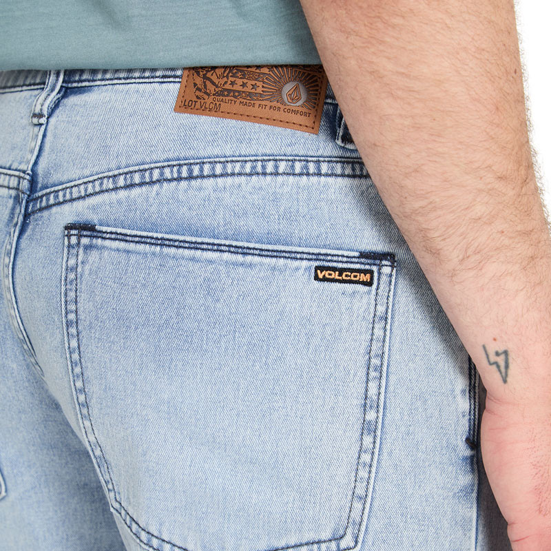 Pantalón Volcom: Solver Denim (Worn Light Blue)