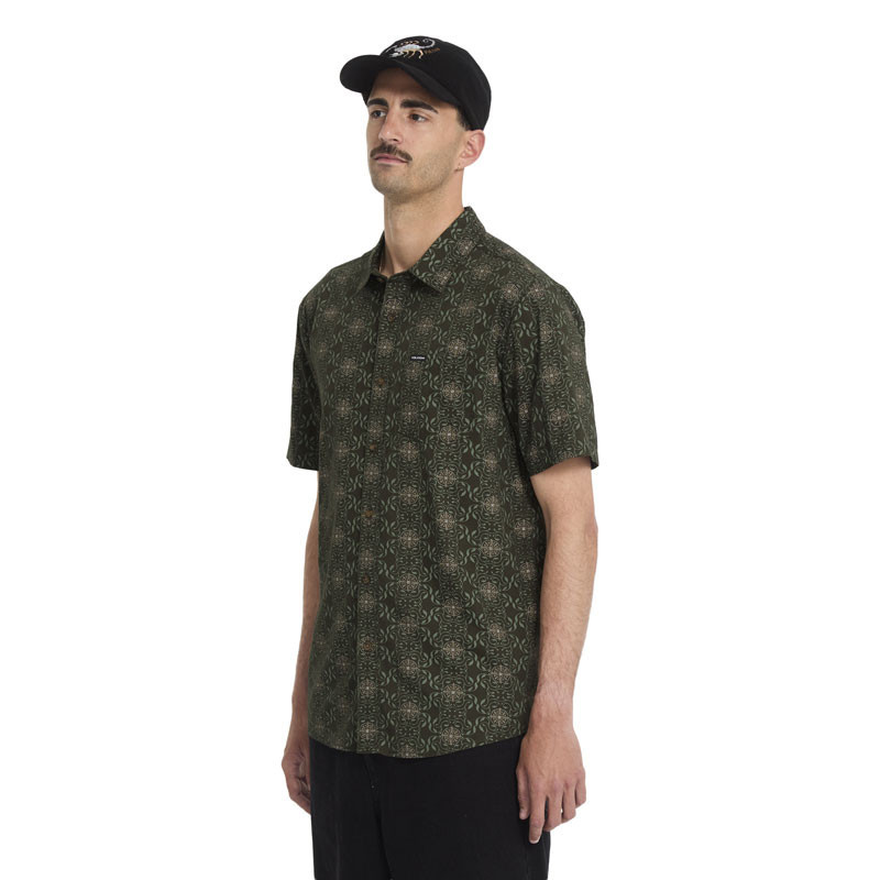 Camisa Volcom: Scaler Stone Woven SS (Squadron Green)