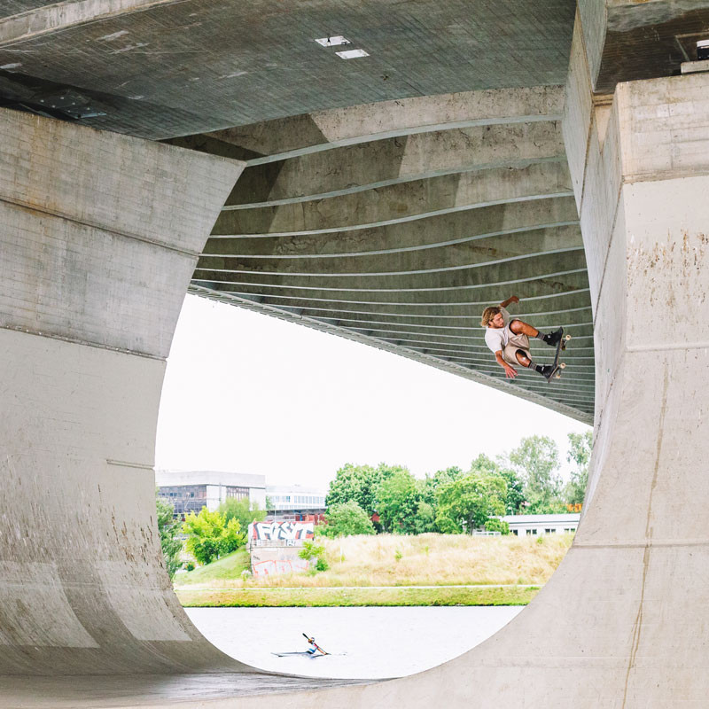 Bermuda Volcom: Chillow Pleat Ew Chino Sht 24 (Lt Khaki)