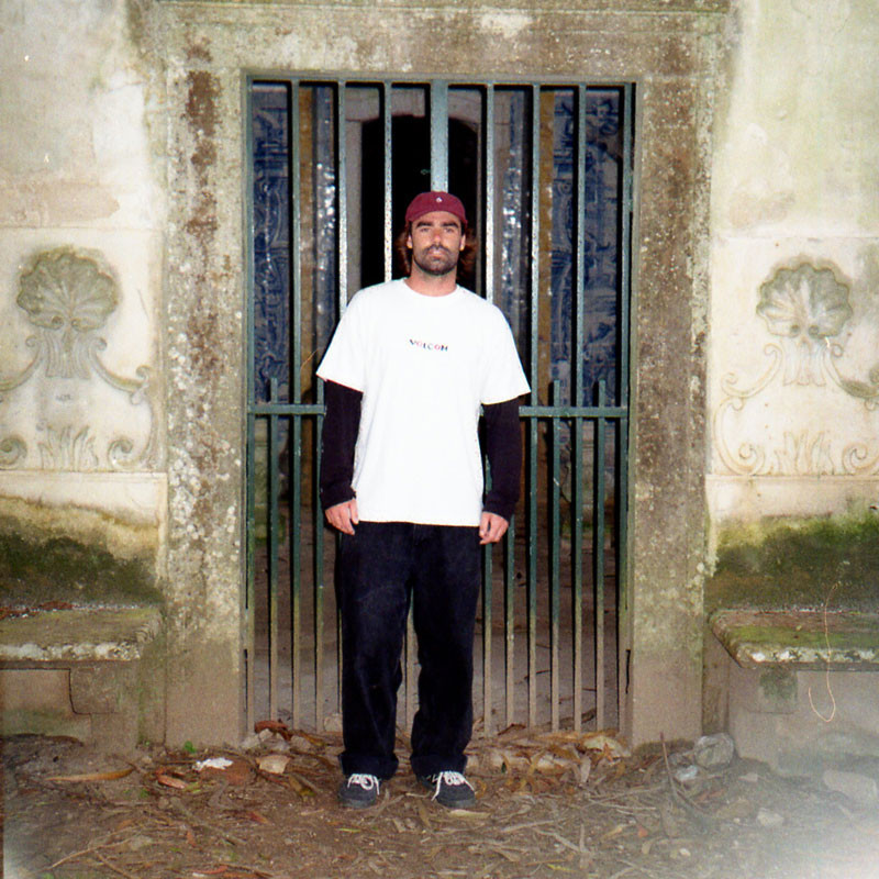 Camiseta Volcom: Fa Seth Conboy Lse Sst (White)