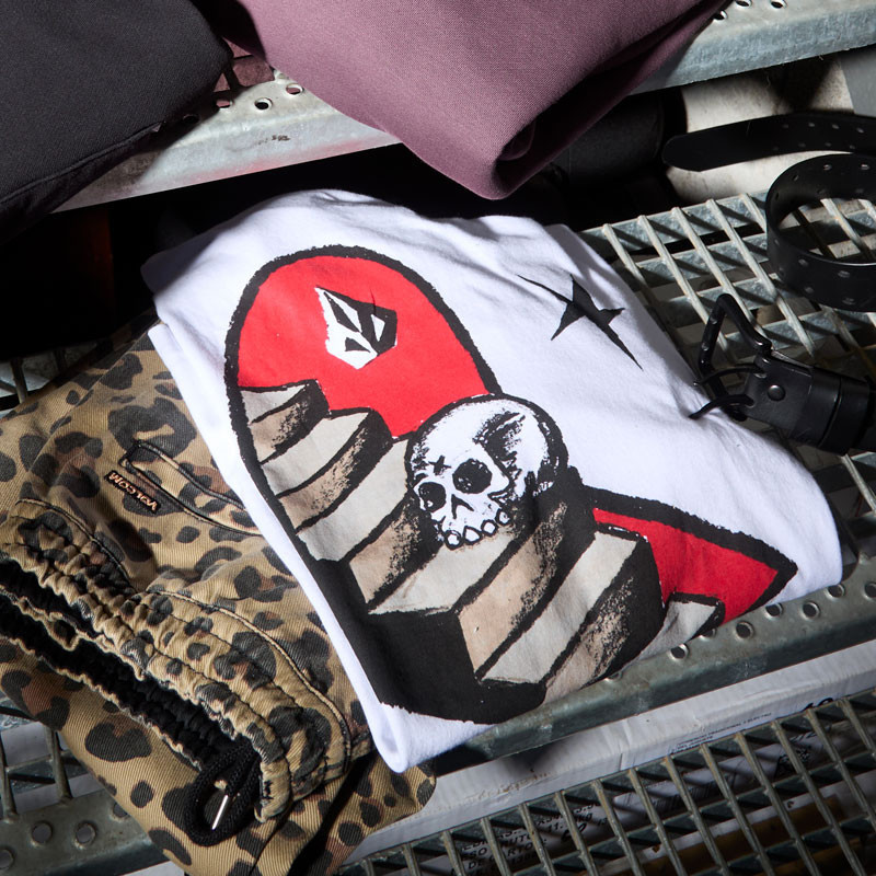 Camiseta Volcom: Fa Seth Conboy Lse Sst (White)