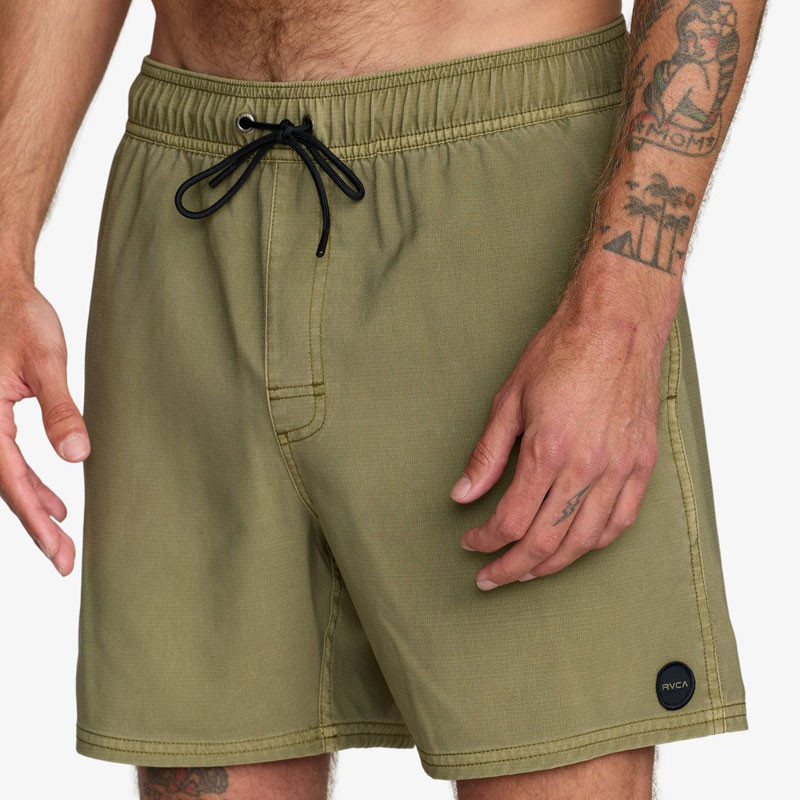 Bañador RVCA: Va Pigment Elastic Short 16 (Martini Oliv)