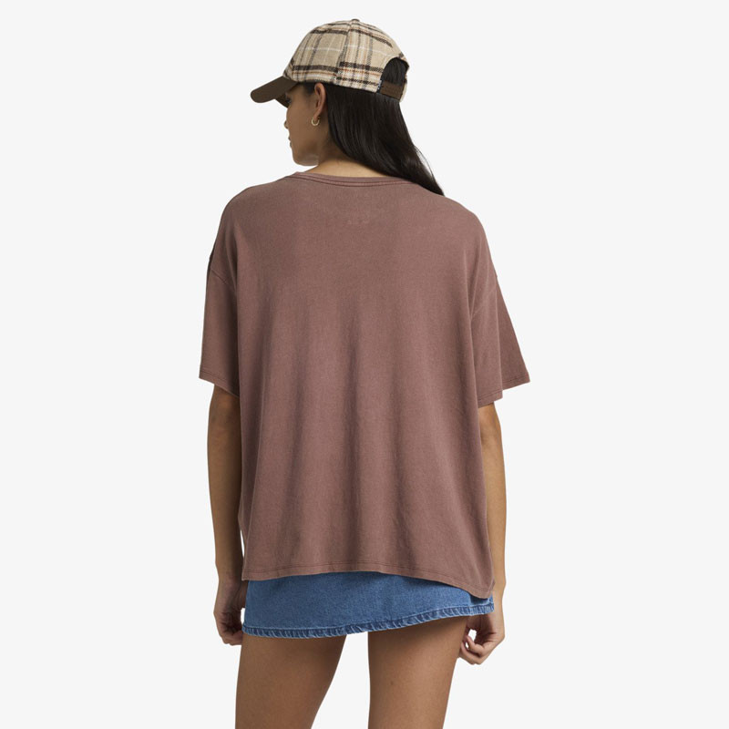 Camiseta RVCA: Move On Bf Tee (Terra Brown)