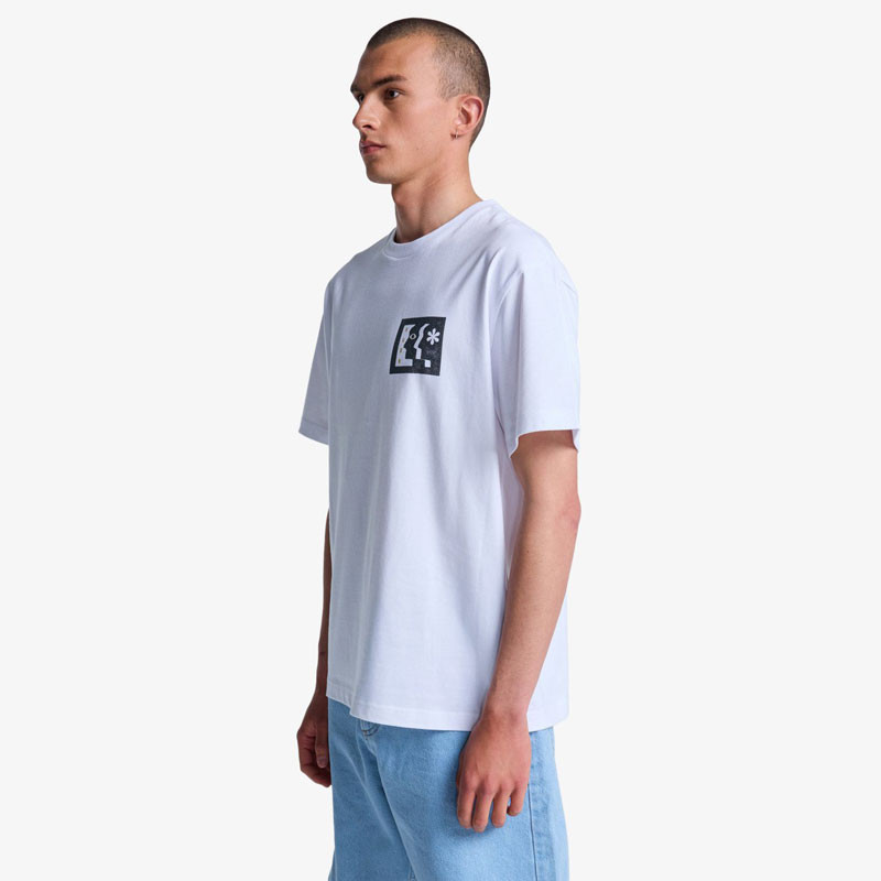 Camiseta RVCA: Face To Face SS (White)