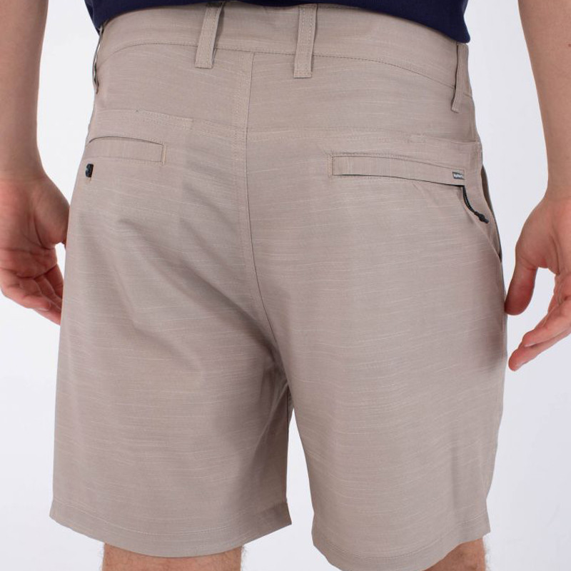 Bermuda Hurley: Phantom 18 Inch Regular Fit (Khaki)