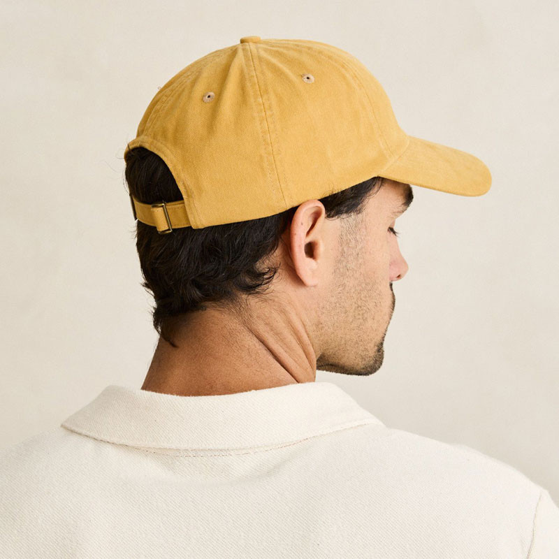 Gorra Rhythm: Essential Brushed Twill Cap (Mustard)