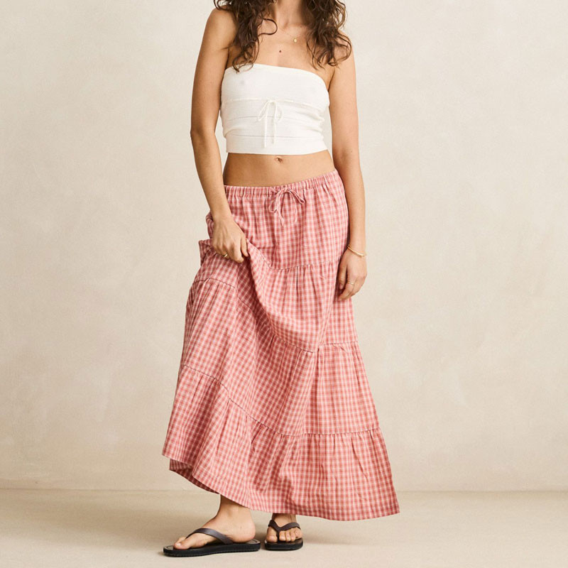 Falda Rhythm: Kirra Check Tiered Maxi Skirt (Pink)